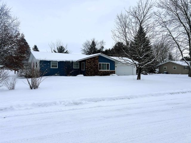 840 RAMBLE LANE, Plover, WI 54467