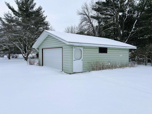 840 RAMBLE LANE, Plover, WI 54467