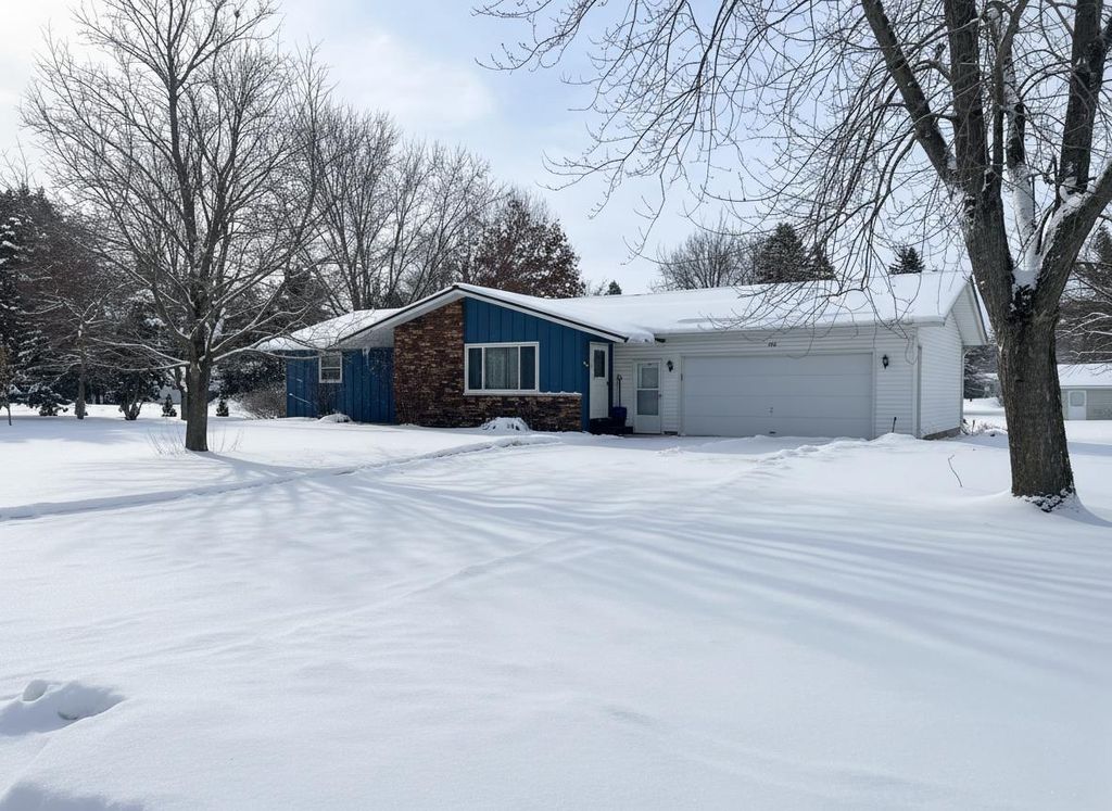 840 RAMBLE LANE, Plover, WI 54467