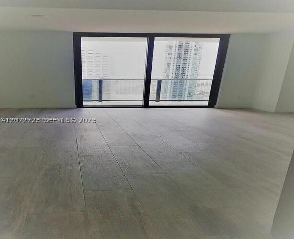 45 SW 9th St 2102, Miami, FL 33130