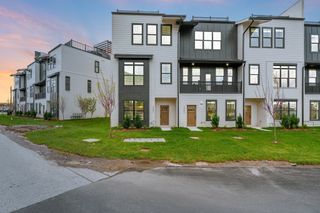 5301 Centennial Blvd # E, Nashville, TN 37209