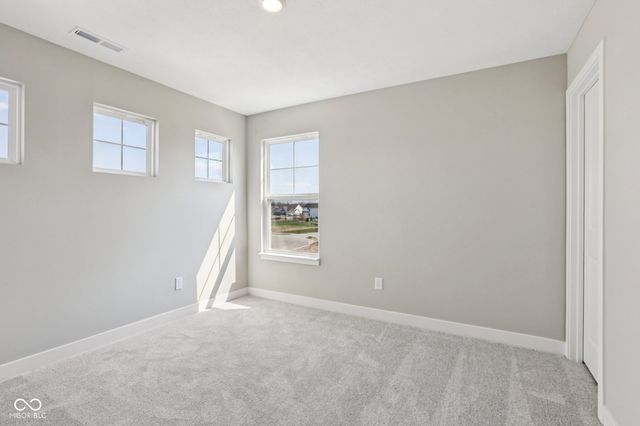 3860 White Willow Way, New Palestine, IN 46163