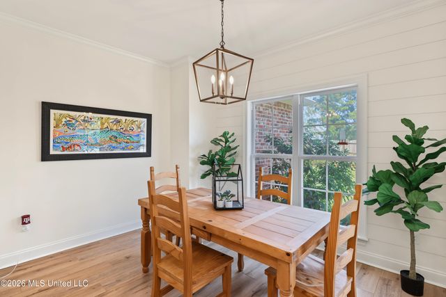 45 Thornbury Lane, Hattiesburg, MS 39402