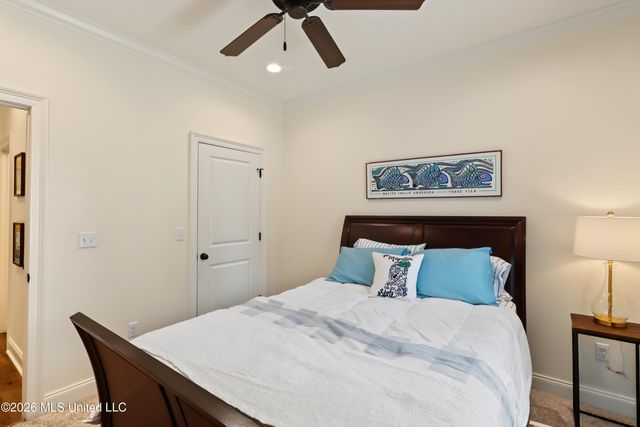 45 Thornbury Lane, Hattiesburg, MS 39402