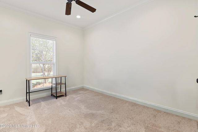 45 Thornbury Lane, Hattiesburg, MS 39402