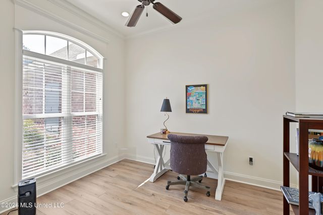 45 Thornbury Lane, Hattiesburg, MS 39402