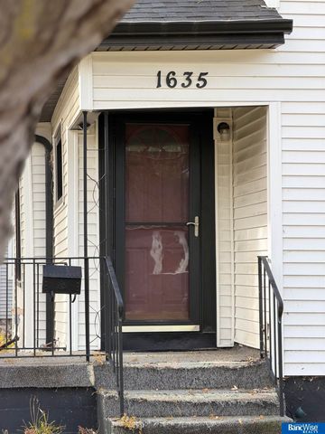 1635 S 13th Street, Lincoln, NE 68502
