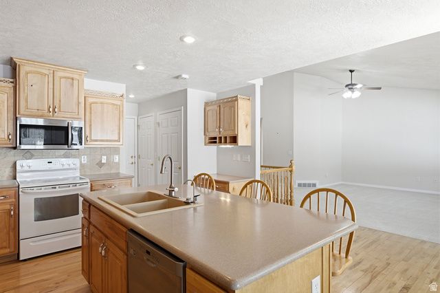 12758 S MARKS WAY, Riverton, UT 84065