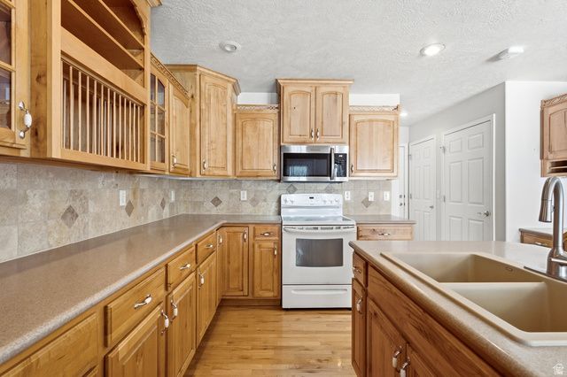 12758 S MARKS WAY, Riverton, UT 84065