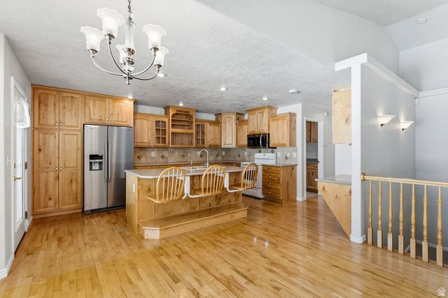 12758 S MARKS WAY, Riverton, UT 84065