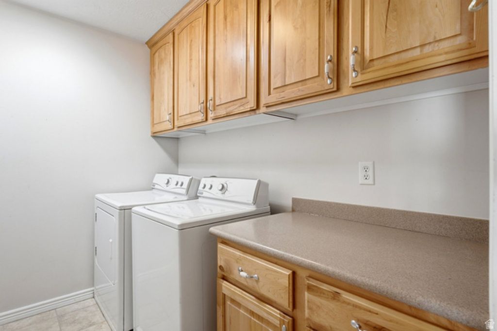 Image 32 of property listing at 12758 S MARKS WAY, Riverton, UT 84065