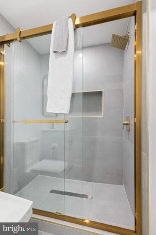 2918 17TH ST S, Arlington, VA 22204