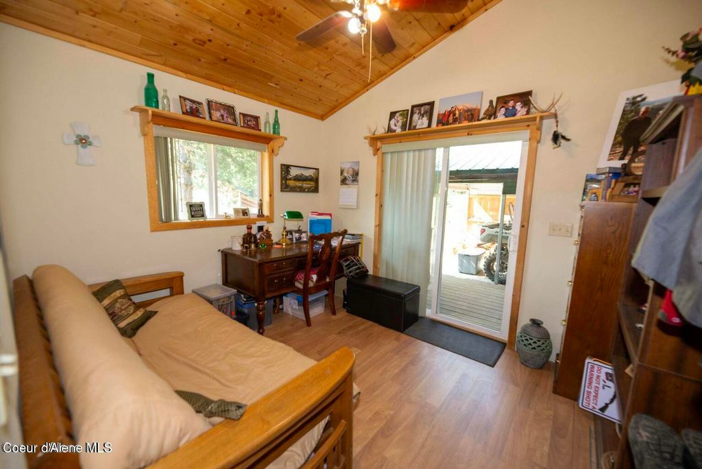 937 Chase Lake Rd, Coolin, ID 83821 photo 15