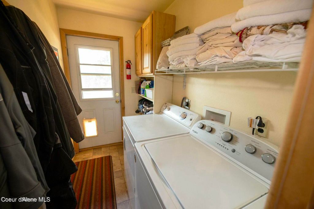 937 Chase Lake Rd, Coolin, ID 83821 photo 17