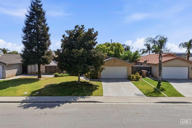 6107 Ragusa Lane, Bakersfield, CA 93308