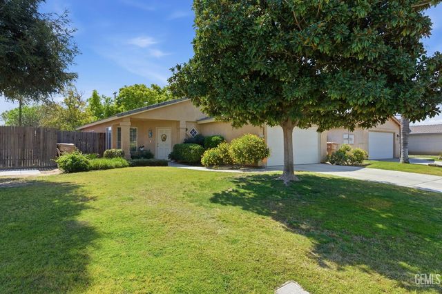 6107 Ragusa Lane, Bakersfield, CA 93308
