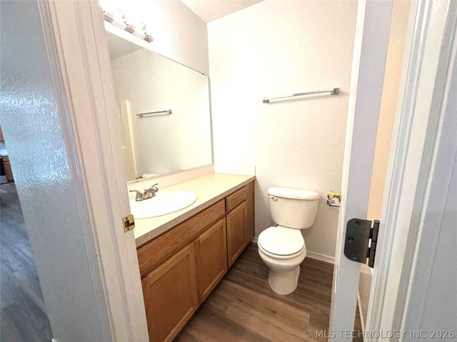2507 Tanglewood Court, Ardmore, OK 73401