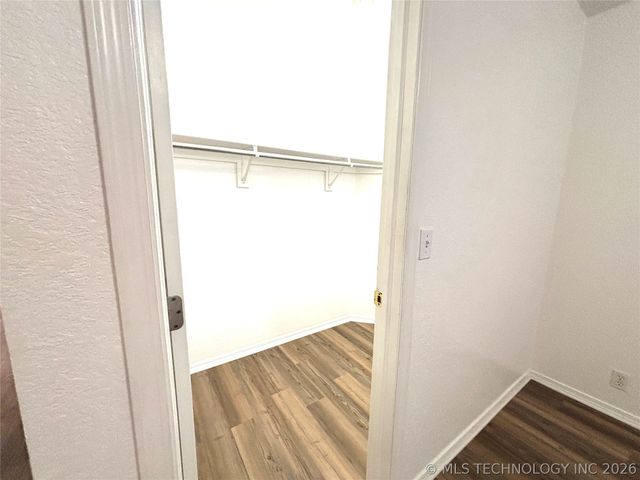 2507 Tanglewood Court, Ardmore, OK 73401