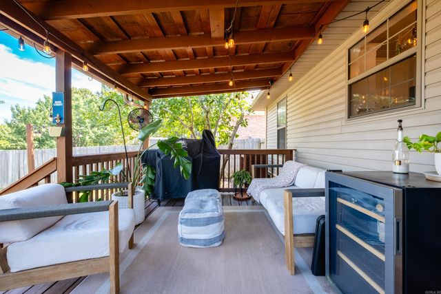 170 Diamond Pointe Drive, Maumelle, AR 72113