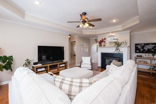 170 Diamond Pointe Drive, Maumelle, AR 72113