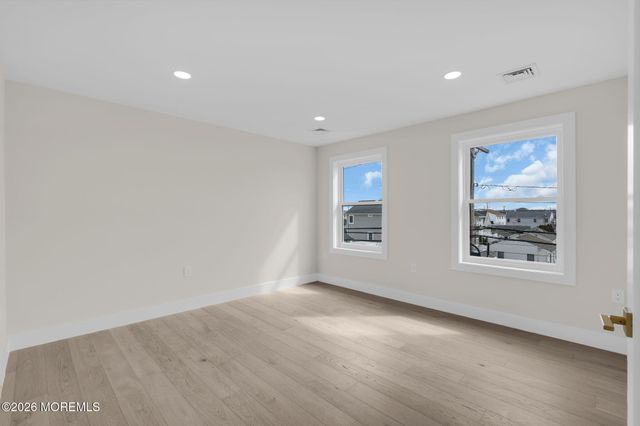 113 New Brunswick Avenue, Lavallette, NJ 08735