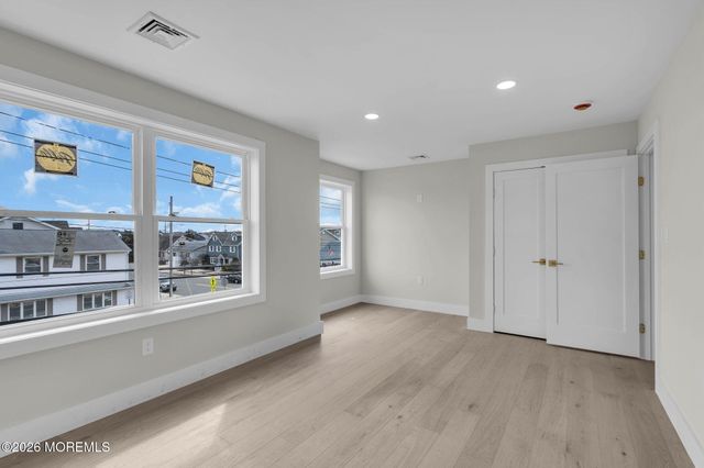 113 New Brunswick Avenue, Lavallette, NJ 08735