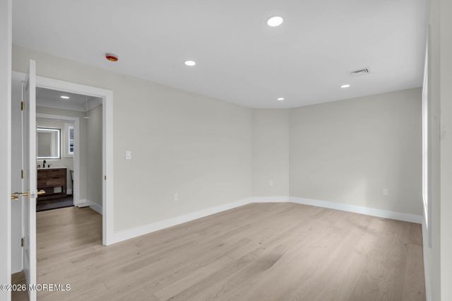 113 New Brunswick Avenue, Lavallette, NJ 08735