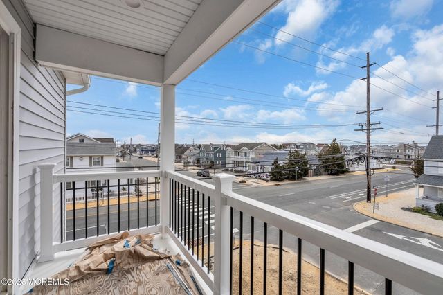 113 New Brunswick Avenue, Lavallette, NJ 08735