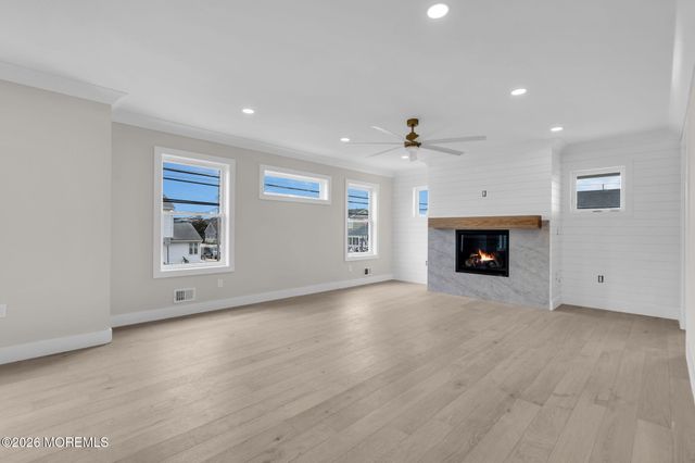 113 New Brunswick Avenue, Lavallette, NJ 08735