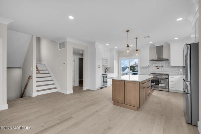 113 New Brunswick Avenue, Lavallette, NJ 08735