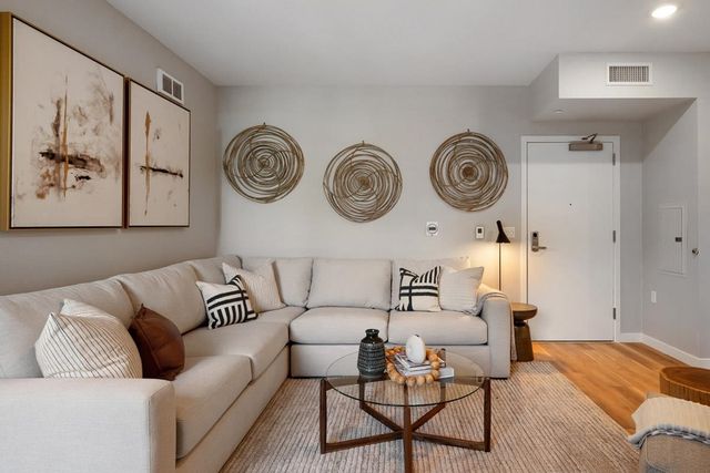 260 Brooklyn Basin Way 519, Oakland, CA 94606