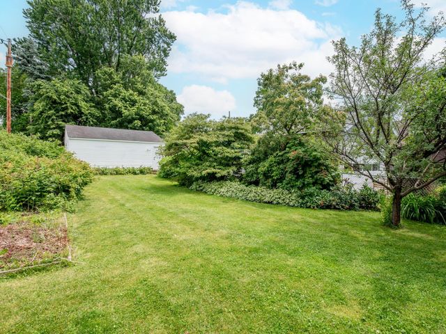 862 Holton Street, Saint Paul, MN 55104
