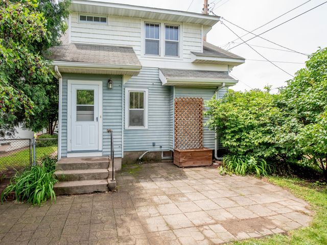 862 Holton Street, Saint Paul, MN 55104