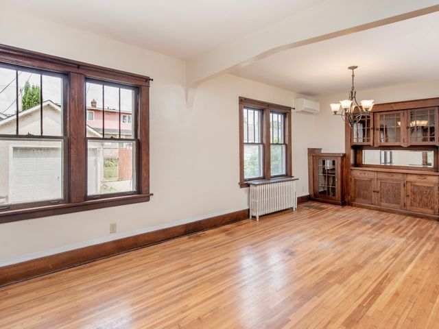 862 Holton Street, Saint Paul, MN 55104