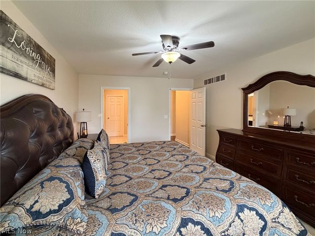 1343 COURTLAND Road, Weirton, WV 26062