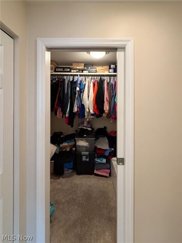 1343 COURTLAND Road, Weirton, WV 26062