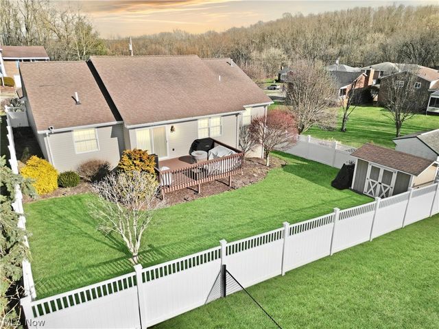 1343 COURTLAND Road, Weirton, WV 26062