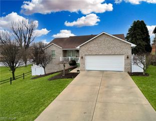 1343 COURTLAND Road, Weirton, WV 26062