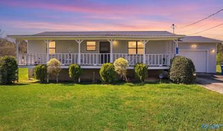 105 N North Maple Street, Boaz, AL 35956