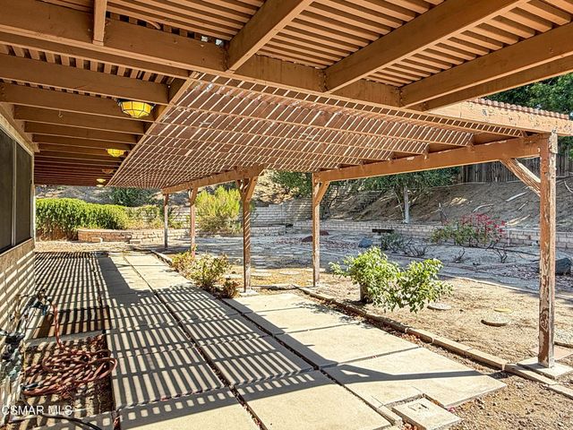 2167 Stoneman Street, Simi Valley, CA 93065