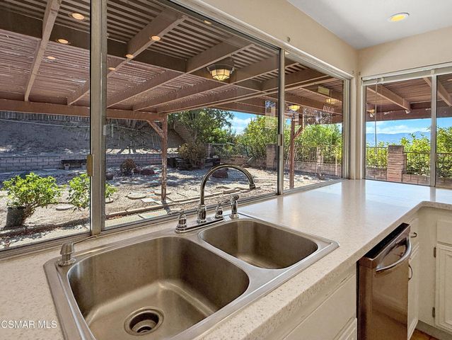 2167 Stoneman Street, Simi Valley, CA 93065