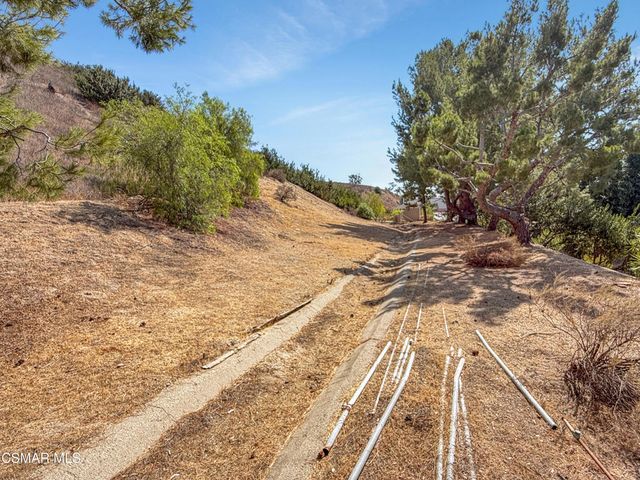 2167 Stoneman Street, Simi Valley, CA 93065
