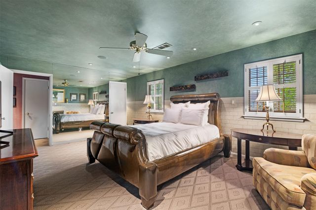 10626 Valley Forge Drive, Houston, TX 77042