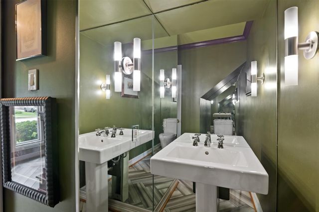 10626 Valley Forge Drive, Houston, TX 77042