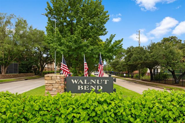10626 Valley Forge Drive, Houston, TX 77042