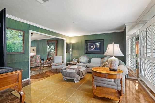 10626 Valley Forge Drive, Houston, TX 77042