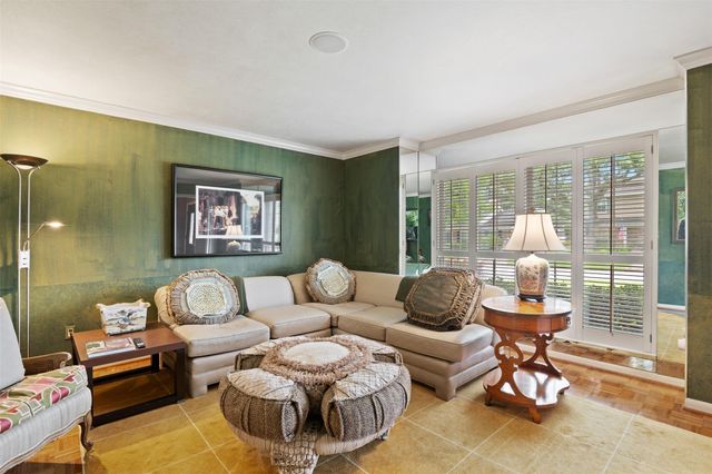 10626 Valley Forge Drive, Houston, TX 77042
