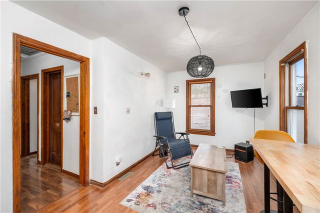 375 Main St, Volant Boro, PA 16156