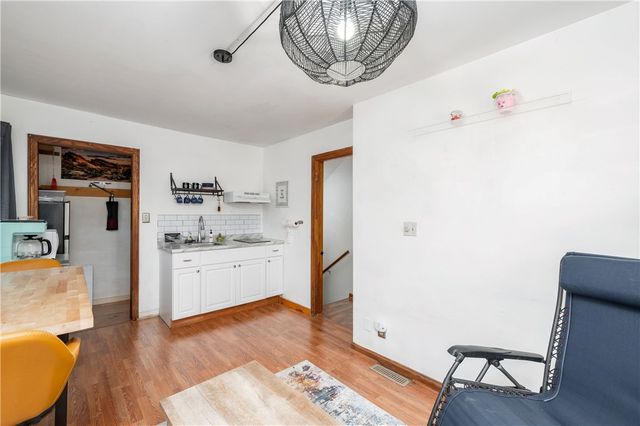 375 Main St, Volant Boro, PA 16156