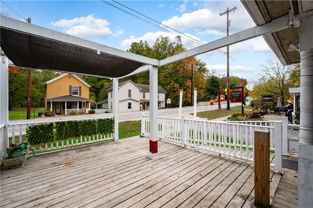 375 Main St, Volant Boro, PA 16156